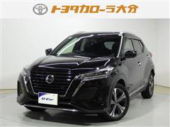 日産　キックス X