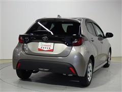 ヤリス G