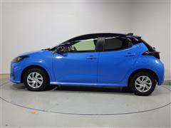 ヤリス ハイブリッド G