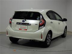 アクア S スタイルブラック