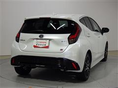 アクア GR スポーツ