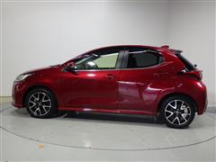 ヤリス ハイブリッド Z