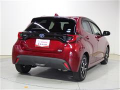 ヤリス ハイブリッド Z