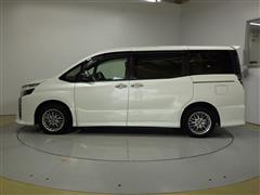 ヴォクシー hv ZS キラメキ3