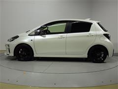 ヴィッツ GRスポーツ GR