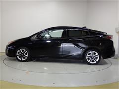 プリウス A ツーリングセレクション