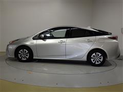 プリウス A プレミアム