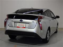 プリウス A プレミアム