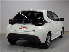 ヤリス ハイブリッド X