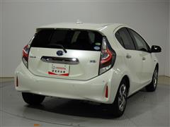 アクア S スタイルブラック