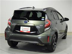 アクア クロスオーバー グラム