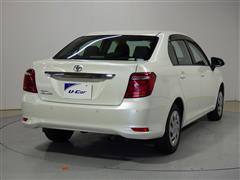 カローラアクシオ X