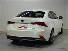 IS300h バージョンL