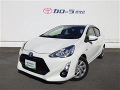 トヨタ　アクア G ブラックソフトレザーセレ