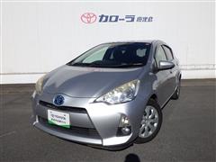 トヨタ　アクア S