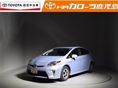 プリウス S