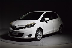 トヨタ ヴィッツ F スマートストップP