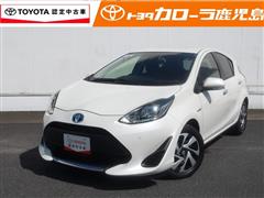 トヨタ　アクア S スタイルブラック