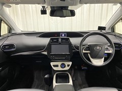 プリウス A ツーリングセレクション