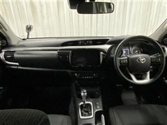 ハイラックス Z