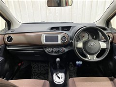 ヴィッツ ジュエラ