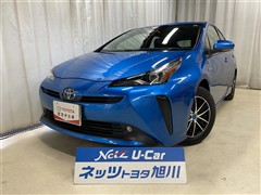 トヨタ プリウス S