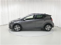 アクア クロスオーバー