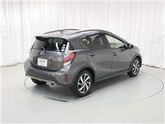 アクア クロスオーバー