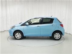 ヴィッツ F LEDエディション