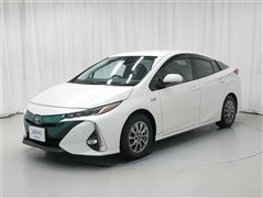 トヨタ プリウスPHV A