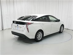 プリウス S セーフティ-プラス