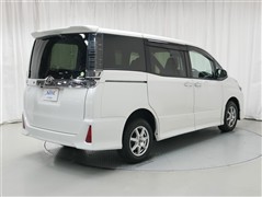 ヴォクシー ZS マルチユ-ティリティ