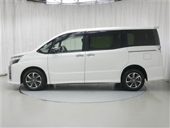 ヴォクシー ZS キラメキ3 4WD