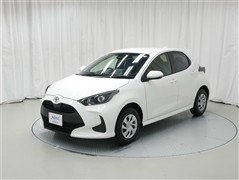 トヨタ　ヤリス X