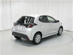 ヤリス ハイブリッド G