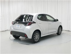 ヤリス X 4WD