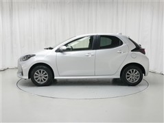 ヤリス X 4WD