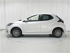 ヤリス X 4WD