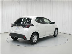 ヤリス X 4WD