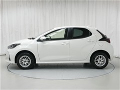 ヤリス X 4WD