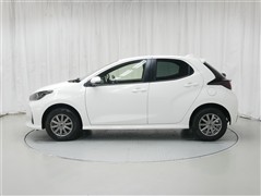 ヤリス X 4WD