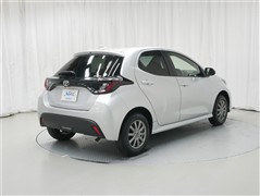 ヤリス X 4WD