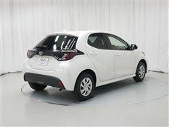 ヤリス X 4WD