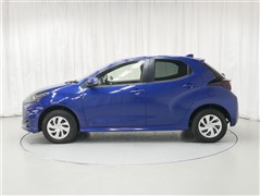 ヤリス X 4WD