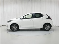 ヤリス X 4WD