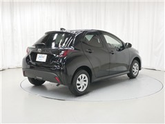 ヤリス X 4WD