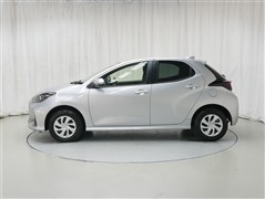 ヤリス X 4WD