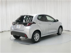 ヤリス X 4WD
