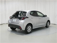 ヤリス X 4WD