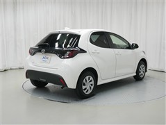 ヤリス X 4WD